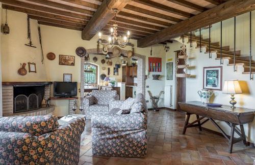 San Terenziano Villa | Villa Mila 6, Emma Villas