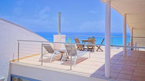 Bahia Calma Apartment | Villa Minea PISCINA PRIVADA VISTAS AL MAR