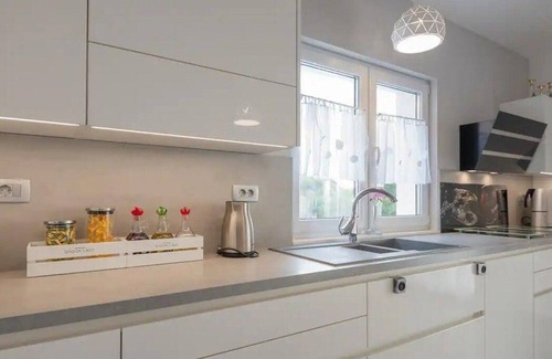 Moca House | Villa Mira Mel