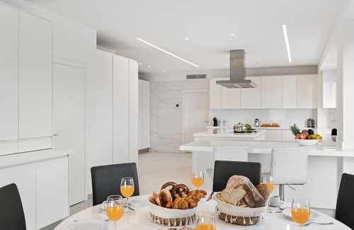 San Eugenio Villa | Villa Mirador Imperial