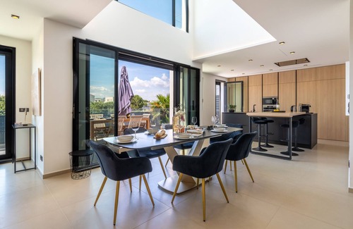Serignan Villa | Villa Monegasque , elegance and modernity