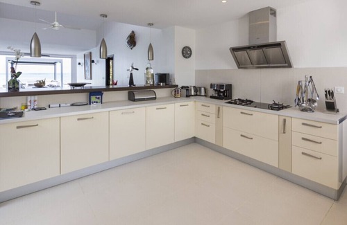 Saint-Francois Villa | Villa Montepulciano* - Waterfront - in the heart of St Francois