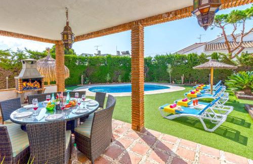 Calahonda Villa | Villa Namaste by Villa Plus