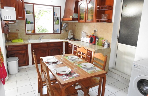 Malendure Villa | villa nanou, rental house with a small garden and a beautiful terrace