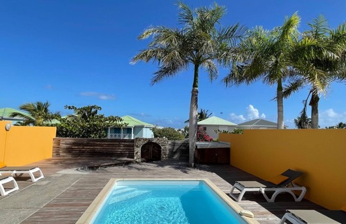 Orient Bay Villa | Villa NATICA, Piscine Privée, 150m plage d’Orient Bay Citerne