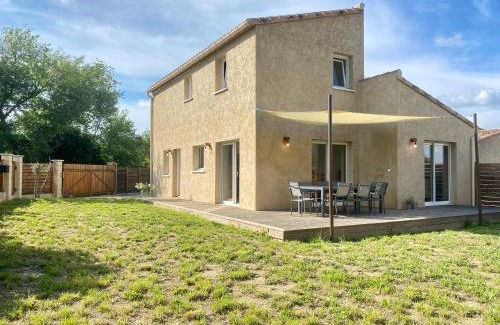 Saint-Come-et-Maruejols House | Villa Nature Chic