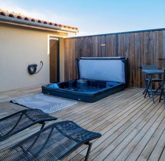 Valras-Plage House | Villa Naval 47 Vue Majestueuse Orb et Mer