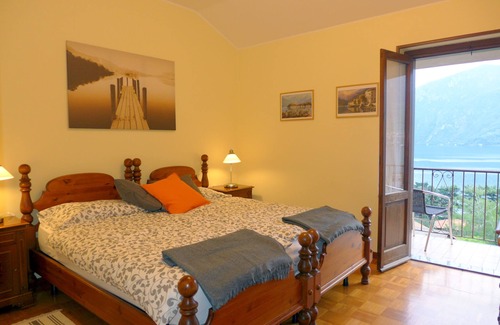 Limonta Villa | Villa near Bellagio, with stunning lake view, garden and private parking