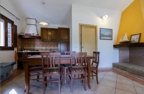 Maladroscia Villa | Villa near Maladroxia beach