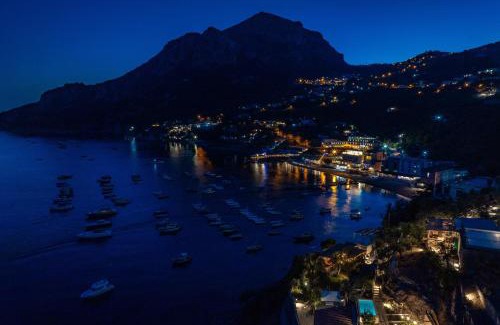 Marina del Cantone Villa | Villa Neranite Nerano Bay Views Pool & Jacuzzi by Feeling Italy