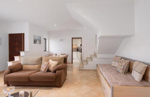 Urbanizacao dos Calicos Villa | Villa Neves