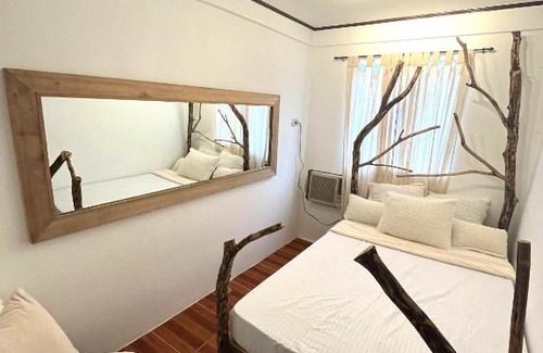 Mabini House | VILLA NEYRA