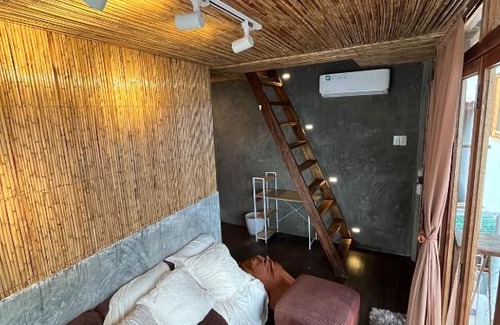 Mabini House | VILLA NEYRA