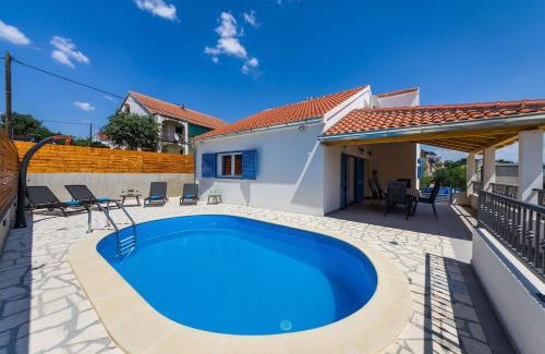 Maslenica Villa | Villa Nika