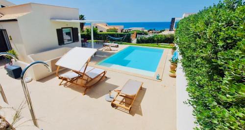 Custonaci Villa | Villa Nina a mare, Baia di Cornino, Custonaci