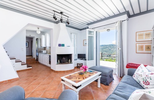 Skopelos Villa | Villa Nina - Magnificent Views - 3km from Skopelos Town
