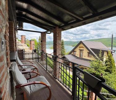 Mavrovi Anovi Apartment | Villa Nur - Lake View Apartaments