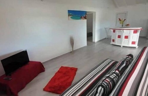 Port-Louis House | Villa "o Paradis de Nana" located 15 minutes from Souffleur beach