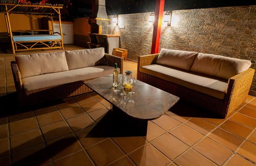 Caleta de Fuste Villa | Villa Oceana – Cliffside Retreat