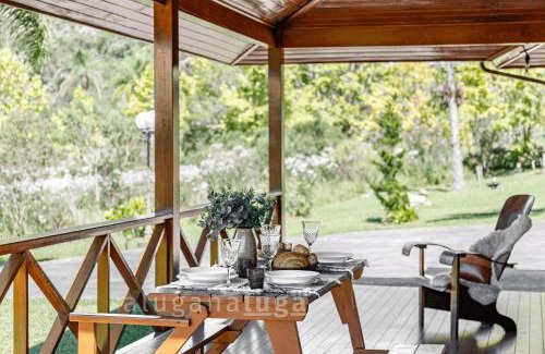 Rancho Queimado House | Villa of the Plane Trees in Rancho Queimado