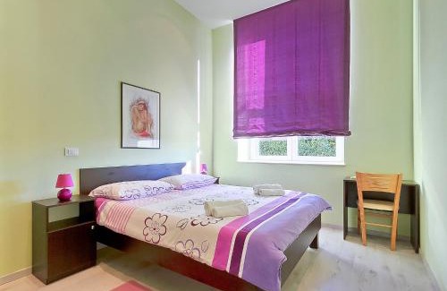 Tinjan Villa | Villa Old School House by Interhome