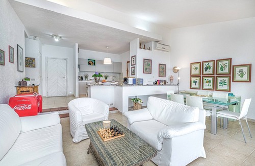 Baia Caddinas Villa | Villa Oleandri 50m From Seashore, Golfo Aranci, Italy