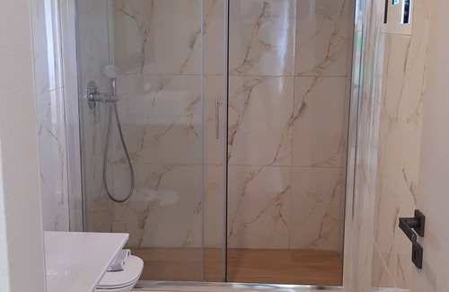 Lygia House | Villa Olga Lounge Hotel