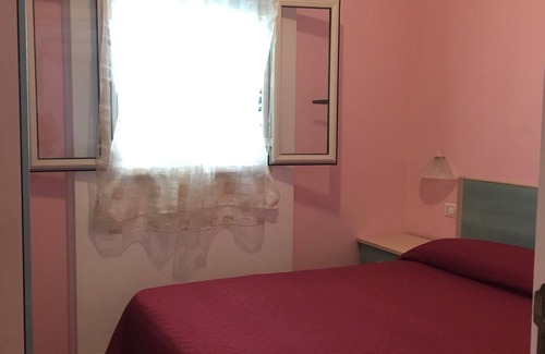 Defensola Bed & Breakfast | VILLA ORCHIDEA C TWO-ROOM APARTMENT WITH KITCHEN CORNER VIESTE