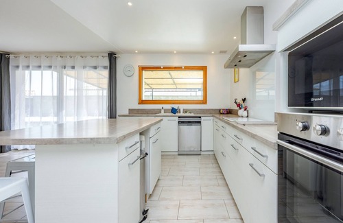 Saint-Sulpice Villa | Villa Pastel - Swimming pool - Garden