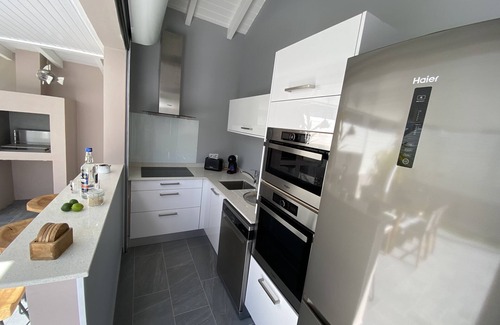 Grande-Terre Villa | Villa Pain de sucre 2 bedrooms swimming pool, 200m from la caravelle beach.