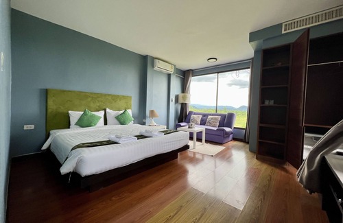 Khanong Phra Hotel | Villa Paradis Hotel