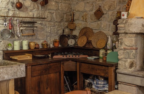 Gesualdo Villa | Villa Paradiso - Irpinia