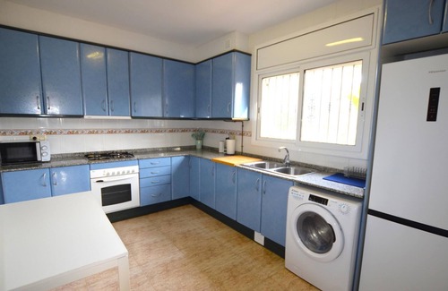 Mont Barbat Villa | Villa Pelican 8 people , 8 kms from Lloretde mar