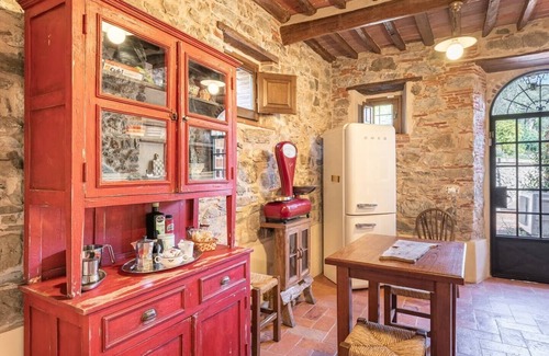 Corsanico Villa | Villa Pera by Nicola Real Estate