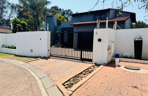Woodmead Villa | Villa Picasso- 1 Bed Villa
