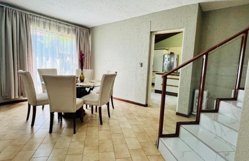 Woodmead Villa | Villa Picasso- 1 Bed Villa