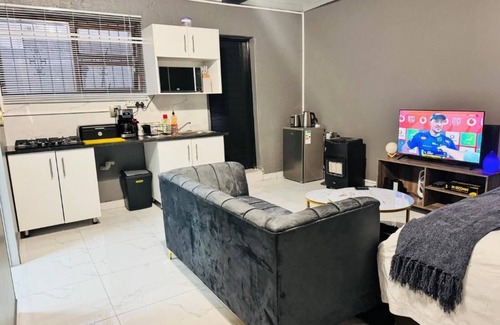 Woodmead Apartment | Villa Picasso Sandton - Executive