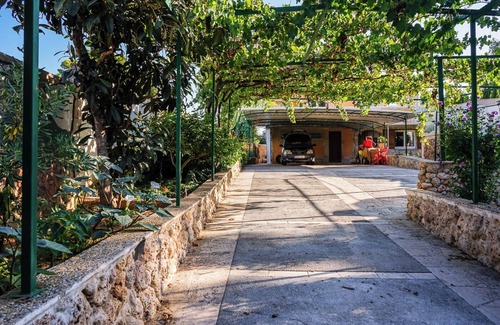 Les Tres Cales Villa | Villa 'Picasso' with Private Pool, Wi-Fi and Air Conditioning