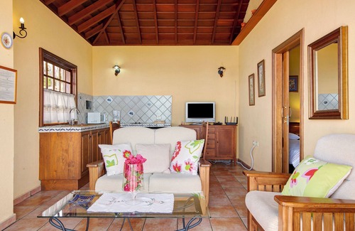 Tijarafe House | Villa Pilar with Sea and Mountain View, Pool & Garden