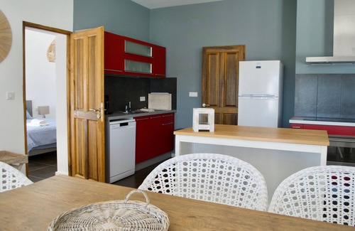 Sillans-la Cascade Villa | Villa Pinede, holidays close to Verdon Canyon