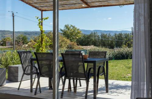 Saint-Saturnin-les-Apt House | Villa Piscine Chauffée & climatisation, 5min du village