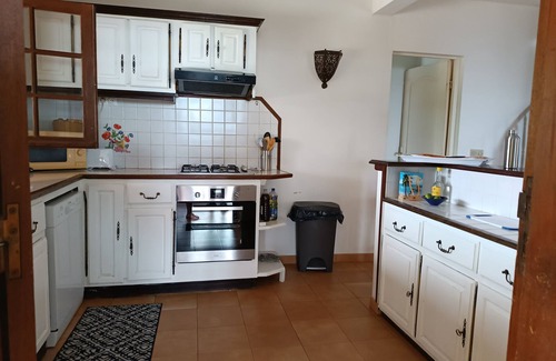 Marigot Villa | Villa Piscine, Solarium Avec Carbet, vue mer et Montagne. Animaux Acceptés