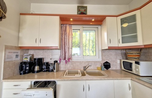 Kilada House | Villa, pool & seaview, a short drive to the beach