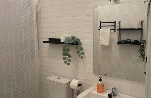 Mentrida House | Villa Preciosa