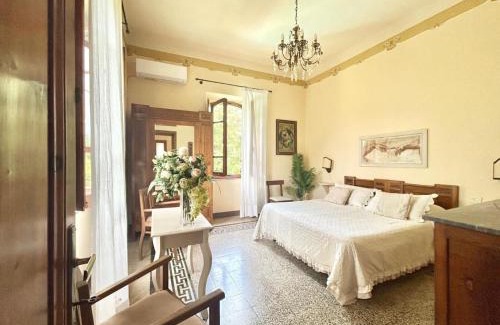 Camucia Villa | Villa Primula by PosarelliVillas
