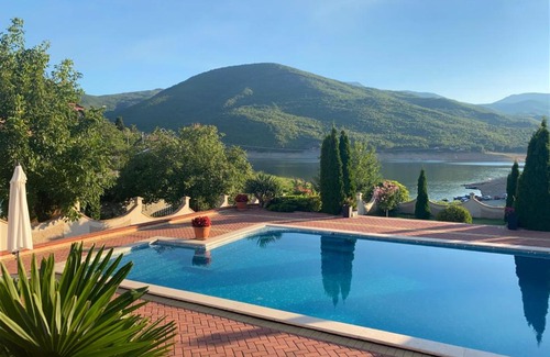 Vardar Region House | Villa Princess Tikvesh Lake