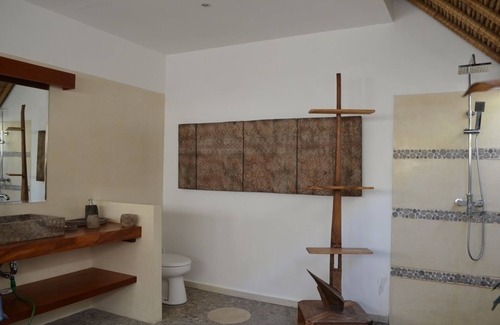 Sunset Road House | Villa Proche de Toutes Commodités, Belles Prestations