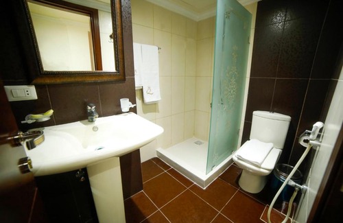 Beirut Hotel | Villa Queens