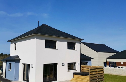 Cleder Villa | Villa Recente Avec spa à 250 m d une Magnifique Plage