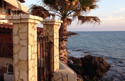 Arcoudi House | Villa Rena by the sea!